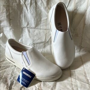Birkenstock women’s size 11 men’s size 9 White Slip-On Shoes